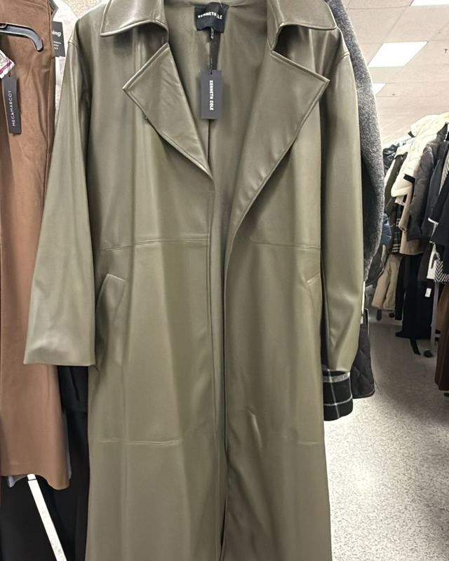 Gabardina de vinipiel